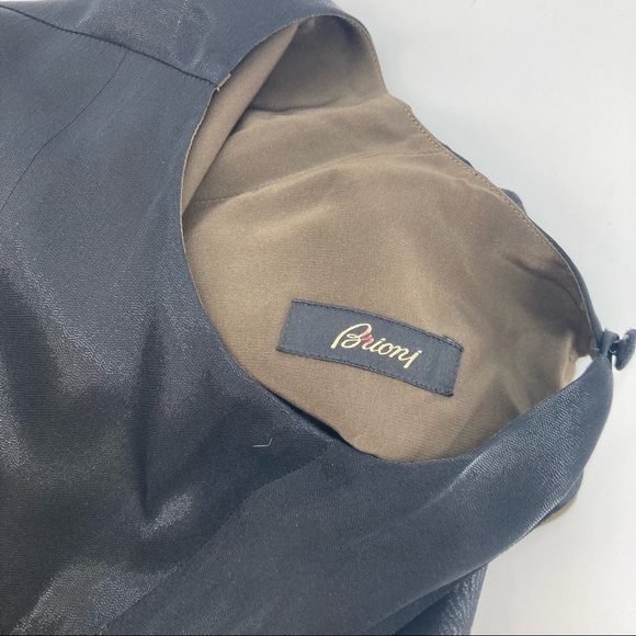 NEW! Brioni Women’s Sleeveless Silk Blen Blouse with Side Button Detail - Size 8 - Picture 7 of 12